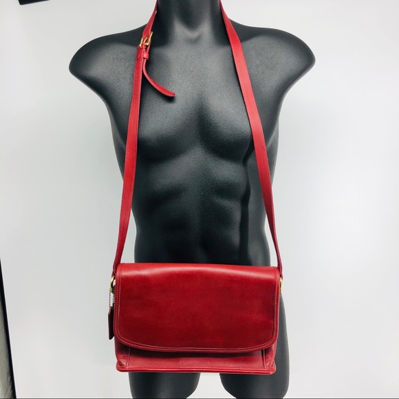 Vintage Coach Curtis red leather crossbody bag